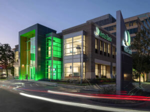 Vista-Dallas-Headquarters-upscale-21x - Vista Bank