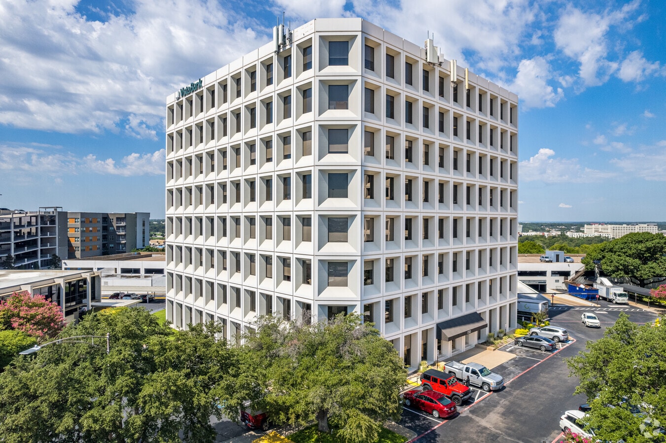 1300 Summit Avenue Vista Bank