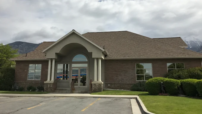 Banking in Pleasant Grove, Utah